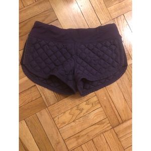 Lululemon quilted shorts size 8
